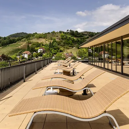 Sonnenhof & Hotel 4*