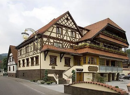 Sonnenhof & ホテル